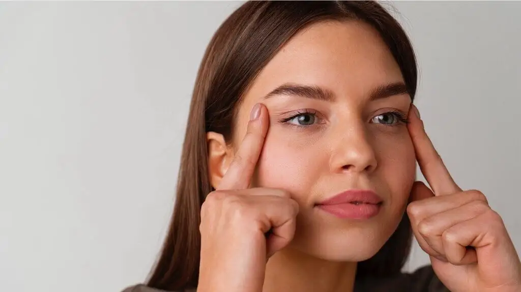 Understanding blepharoplasty cost and hooded eyelid surgery