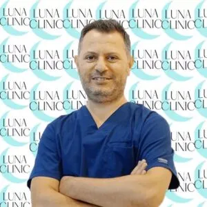 Dr. Bülent Demir, chirurgo plastico in Turchia